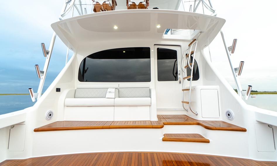 Viking 54C Mk2, Deck Area