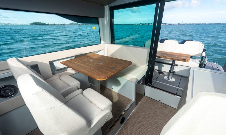 Saxdor 320 GTC, Interior