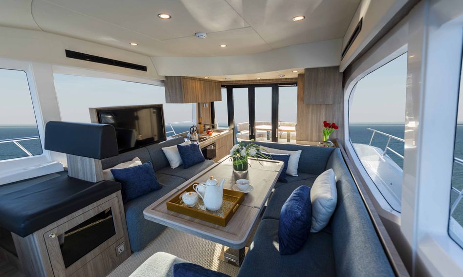 Gulf Craft Majesty 49, Interior