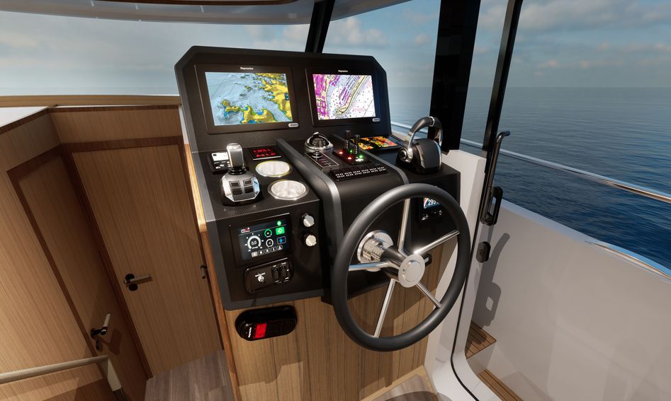 Greenline 42, Helm Station