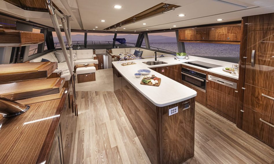 Riviera 64 Sports Motor Yacht, Interior