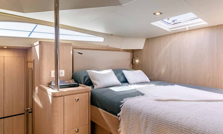 Aquila 44 Yacht, Accommodation