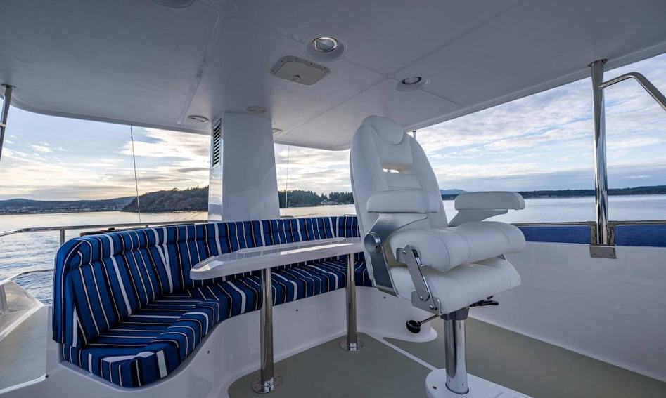 Nordhavn N625, Fly Deck/Sportdeck