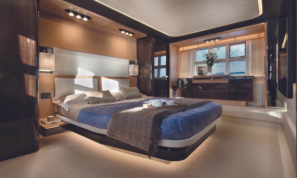 Azimut 77S, Accommodation