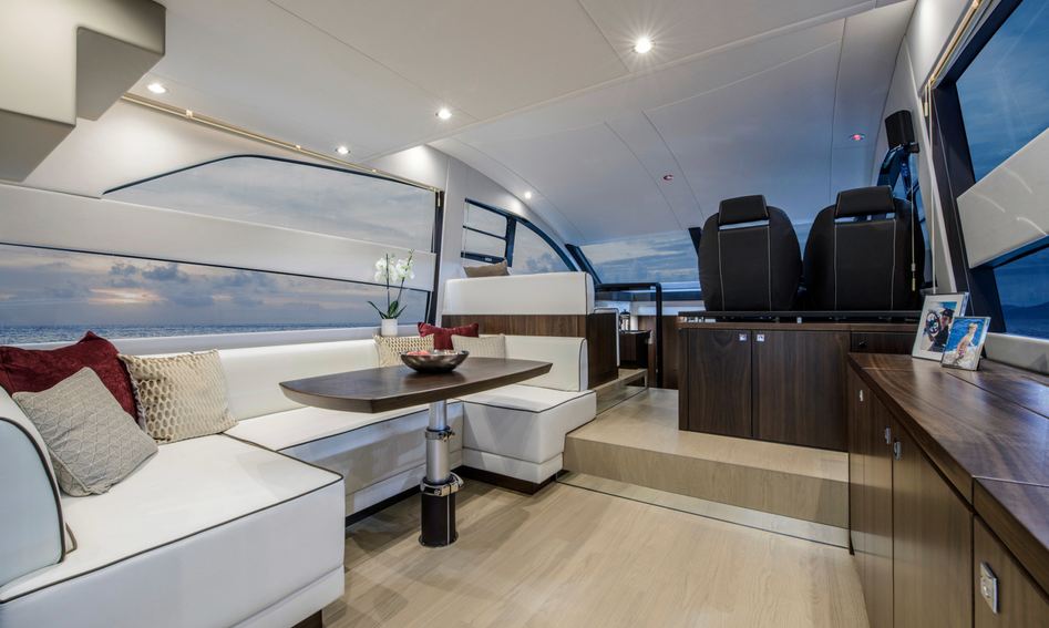 Fairline Squadron 48 Mk2, Interior