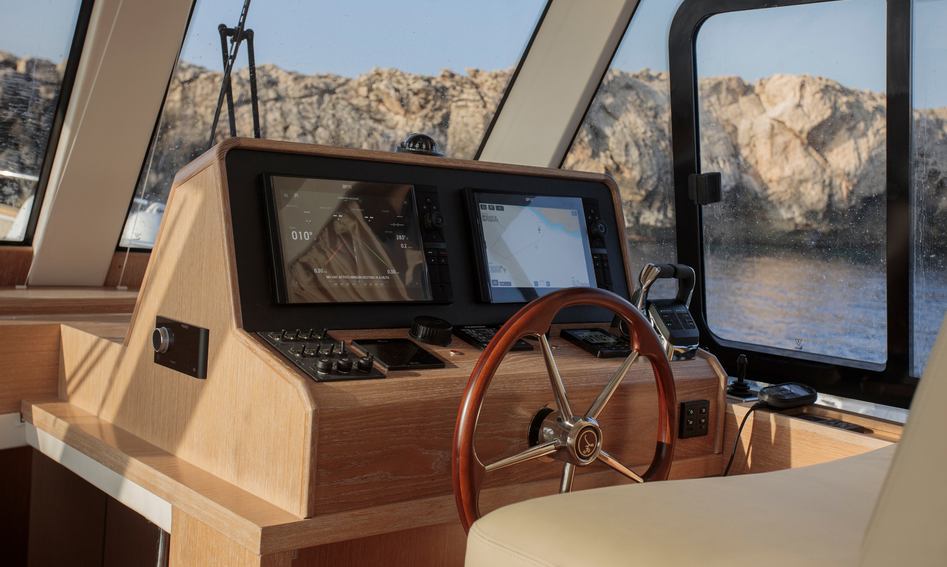Sasga Menorquin 48 HT, Interior