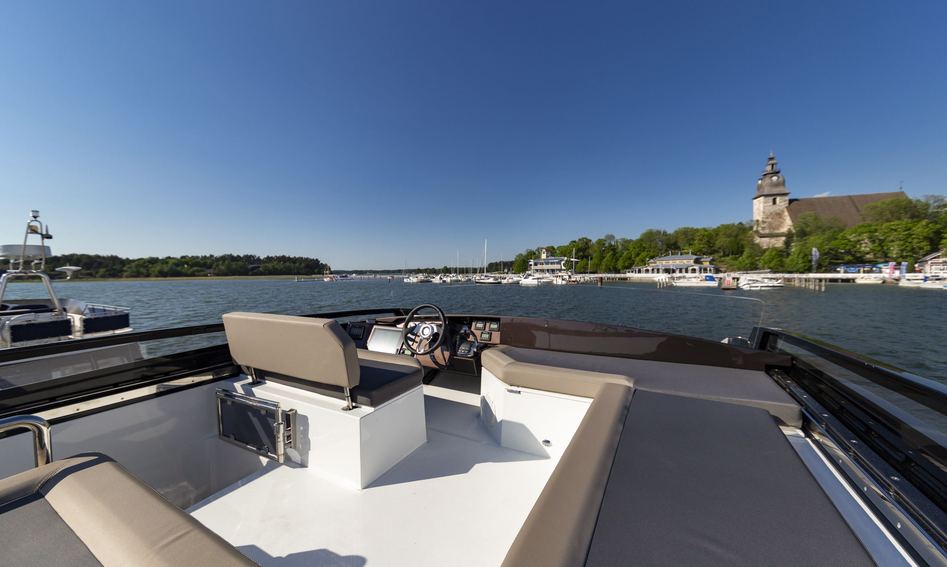 Galeon 470 Skydeck, Fly Deck/Sportdeck