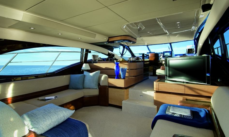 Azimut 58 Gen 2, Interior