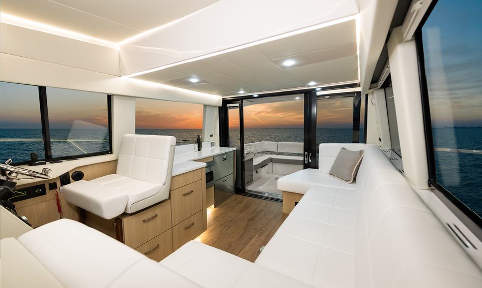 Regal Boats 42 XO , Interior