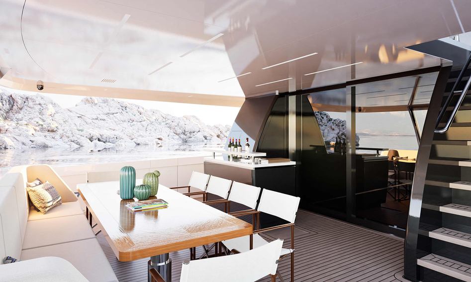 Lazzara UHV 100, Deck Area