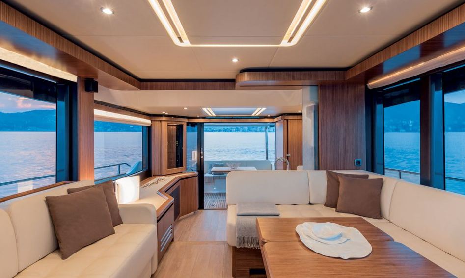 Absolute Navetta 58 Mk1, Interior