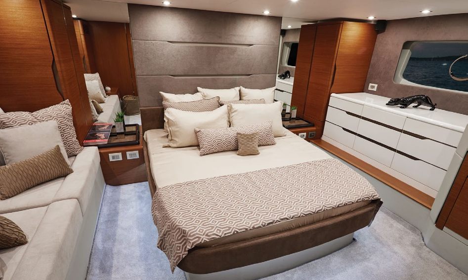 Schaefer Yachts Schaefer 660, Accommodation