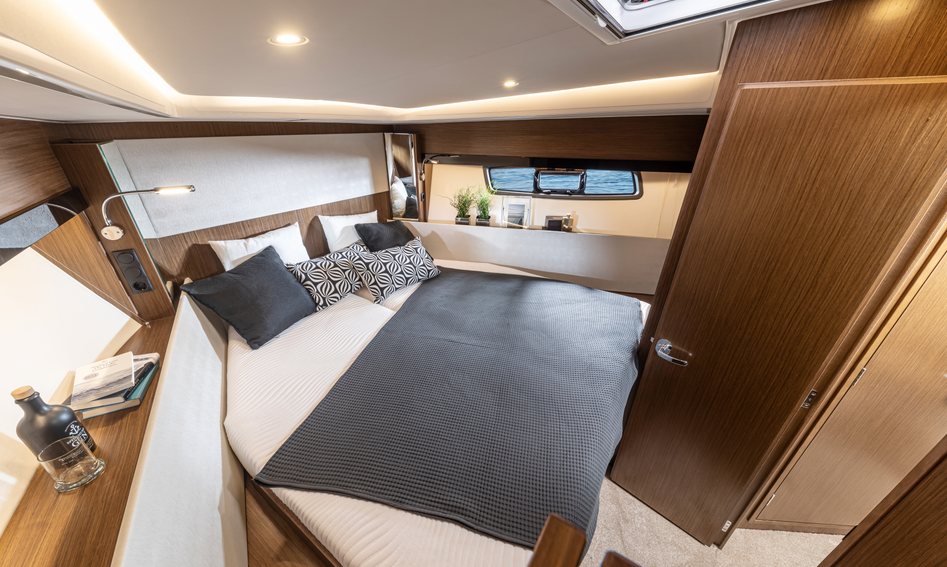 Bavaria SR41 HT, Accommodation