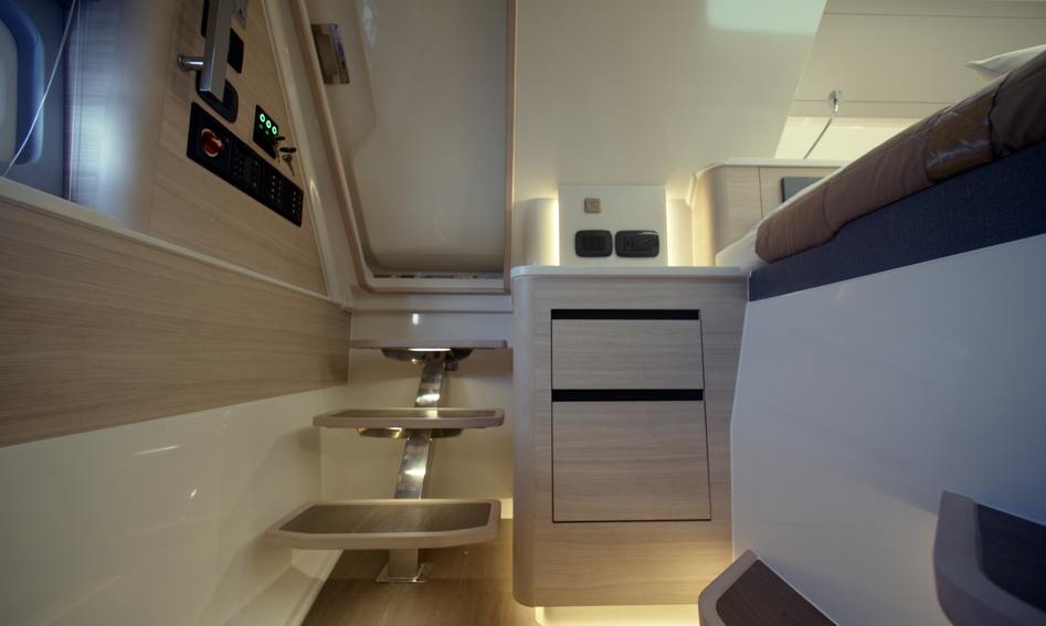 Aquila 45 Sport  , Interior