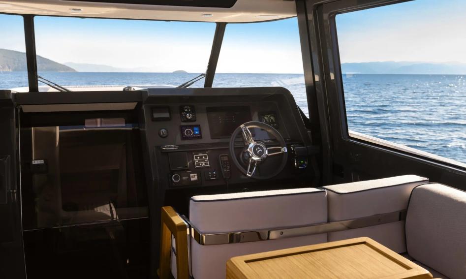 AIATA Wayfinder 38 Cabin , Helm Station