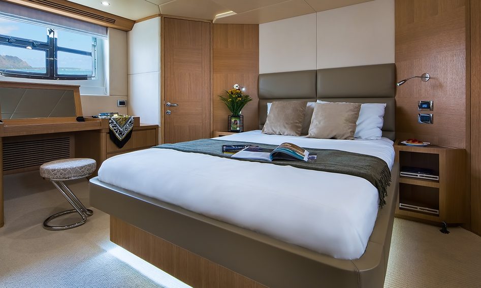 Gulf Craft Majesty 70, Accommodation