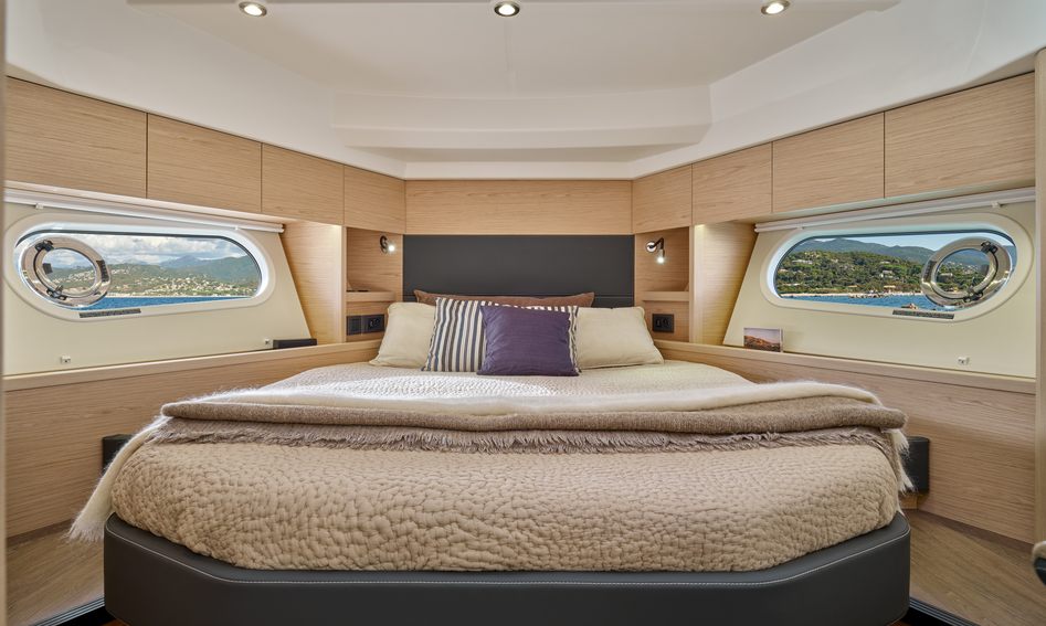 Swift Trawler 48, Accommodation