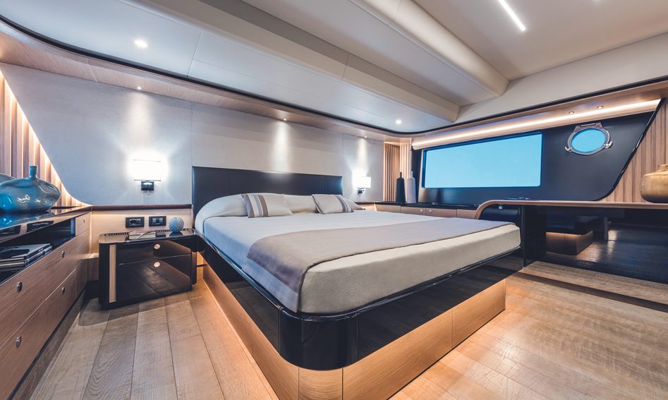 Absolute Navetta 58 Gen 2, Accommodation