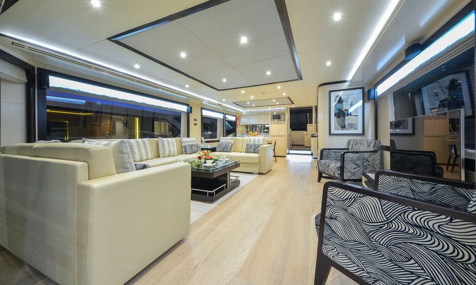 Gulf Craft Nomad 75, Interior