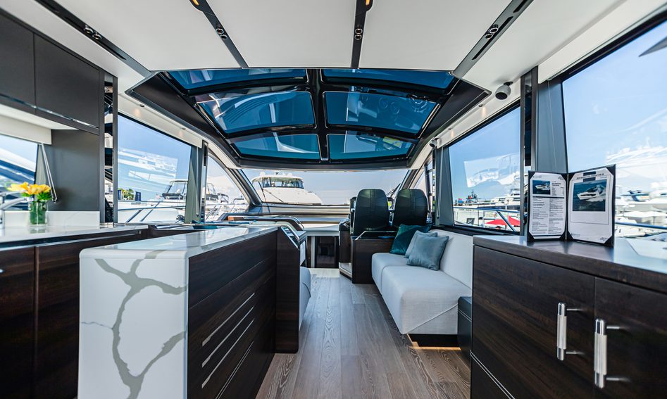 Sunseeker Predator 65, Interior