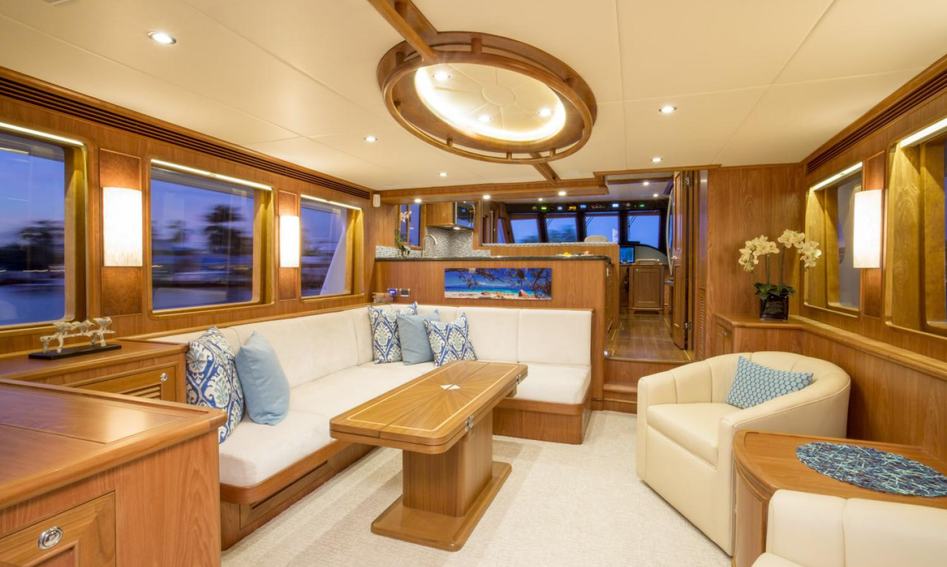 Outer Reef 650 Motoryacht Gen 1, Interior