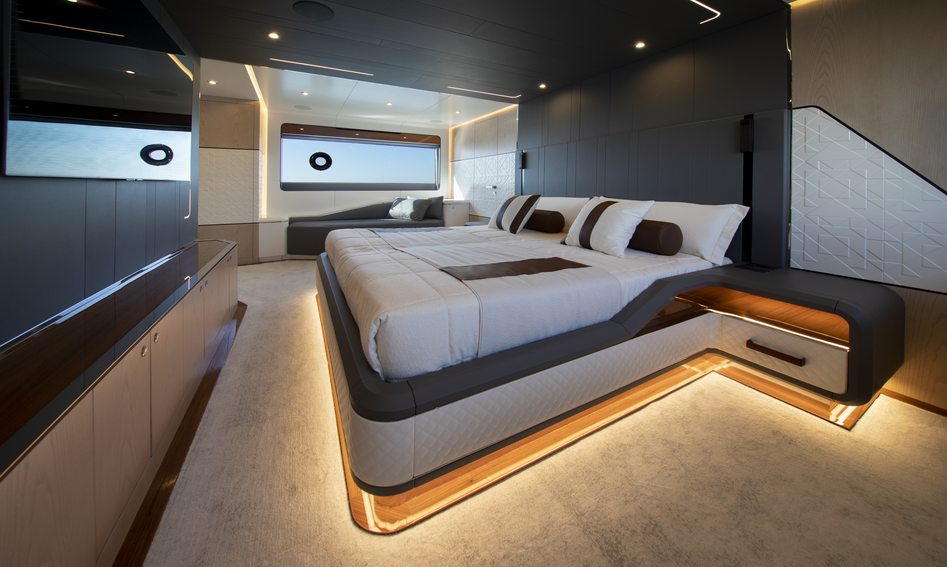 Astondoa Ax8, Accommodation