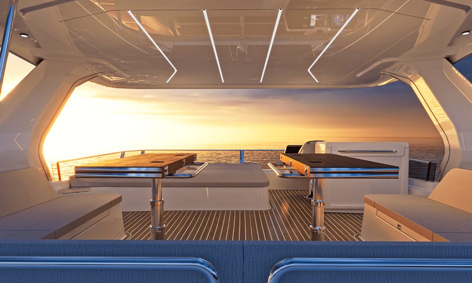 Omaya 50, Fly Deck/Sportdeck