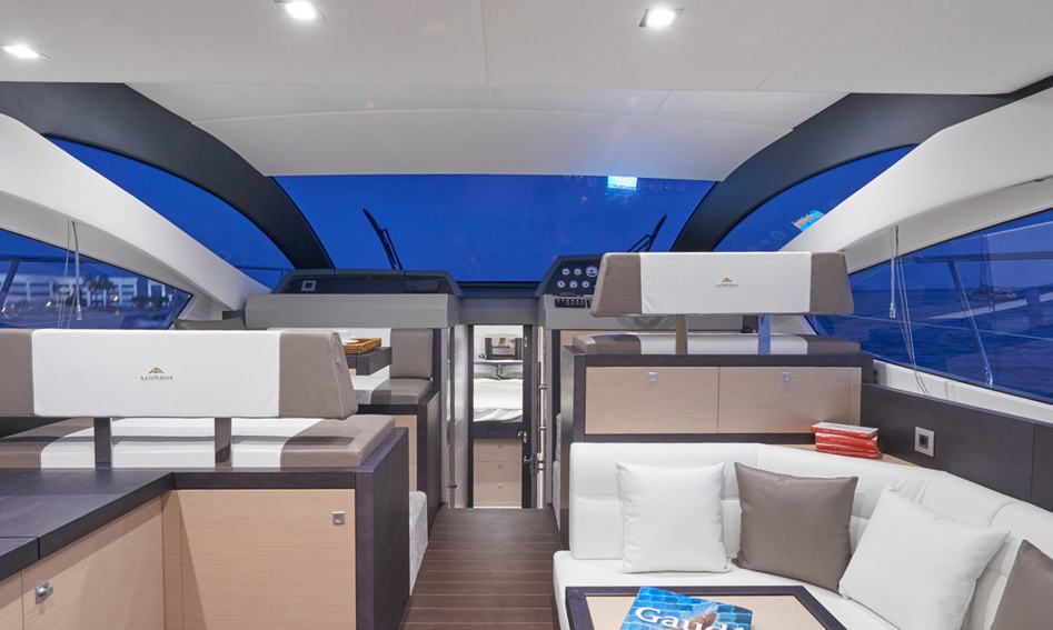 Astondoa 44 Flybridge, Interior