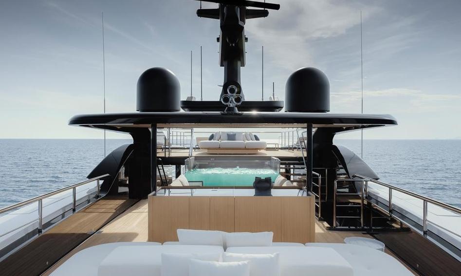 Sanlorenzo 50Steel, Fly Deck/Sportdeck