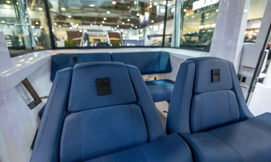 Axopar 29 XC Cross Cabin , Interior