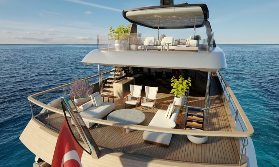 Sirena 42M, Deck Area