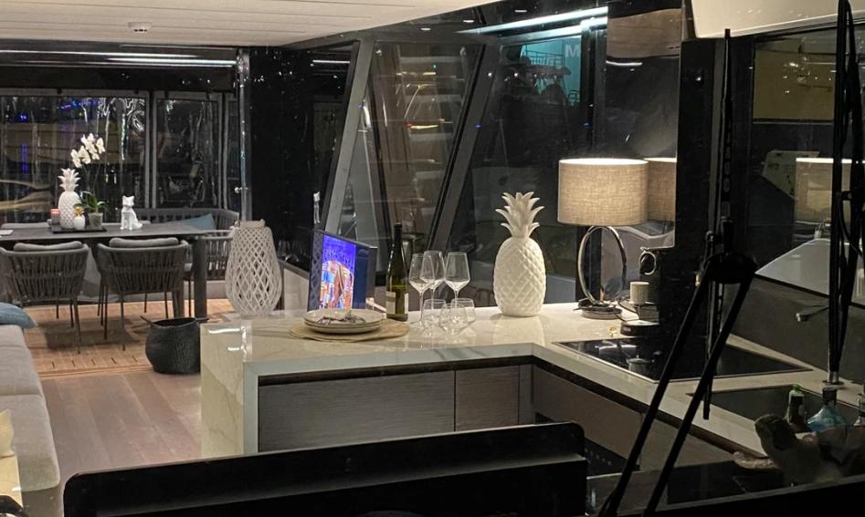 Explorer Yachts Explorer 62 , Interior