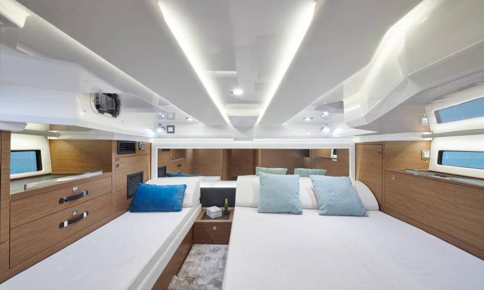 Jeanneau Cap Camarat 12.5 WA , Accommodation