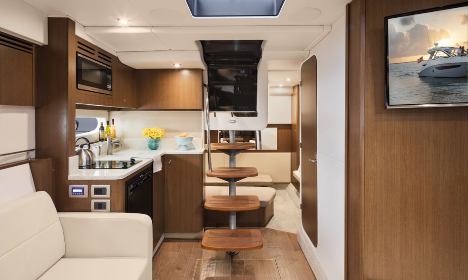 Sea Ray Sundancer 350 Mk3, Interior