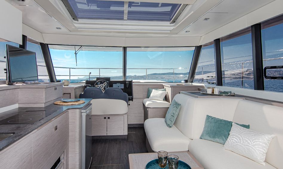 Fountaine Pajot MY4.S, Interior