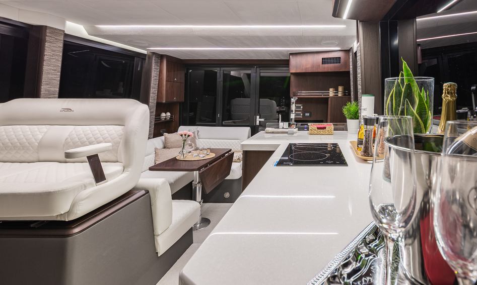 Galeon 400 Fly Gen 2, Interior