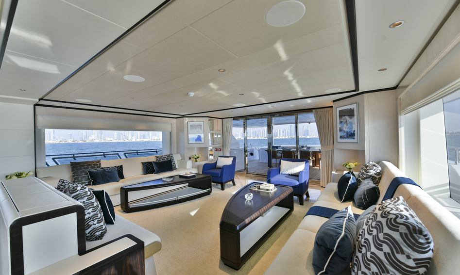 Gulf Craft Majesty 120, Interior