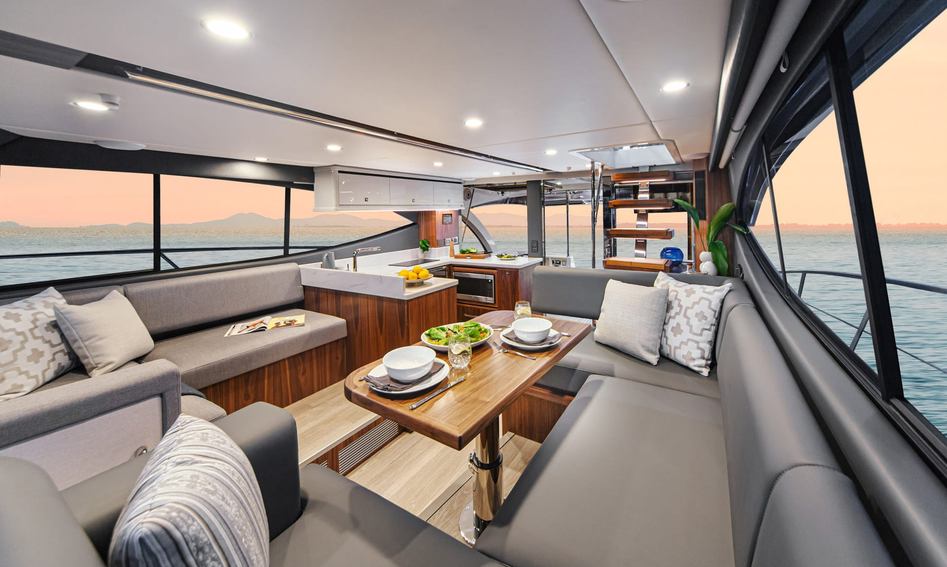 Riviera 46 Sport Motor Yacht, Interior