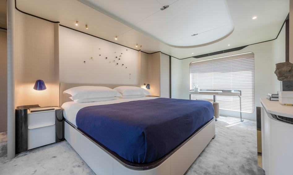 Azimut Grande 32M, Accommodation