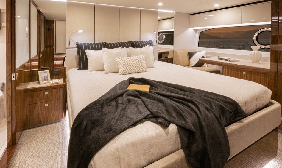 Riviera 72 Sports Motor Yacht Series II Gen 3, Accommodation