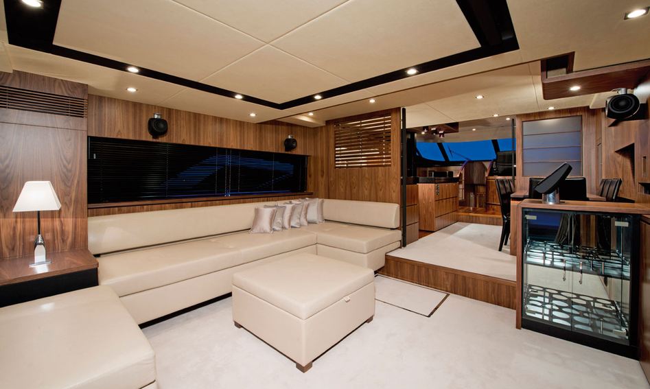 Fairline Squadron 78 Mk2, Interior