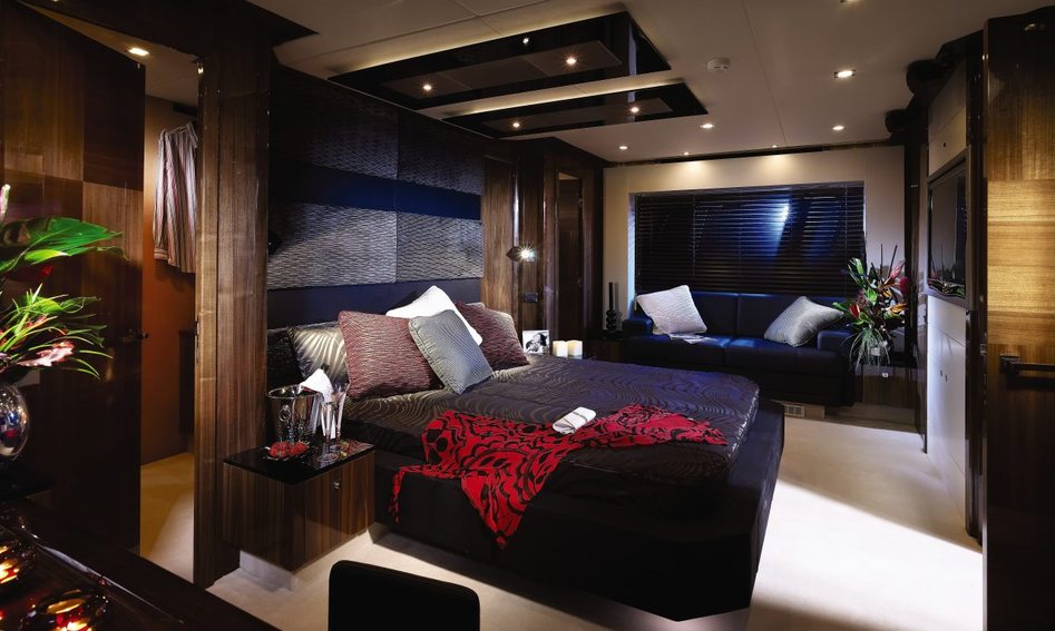 Sunseeker Predator 84, Accommodation