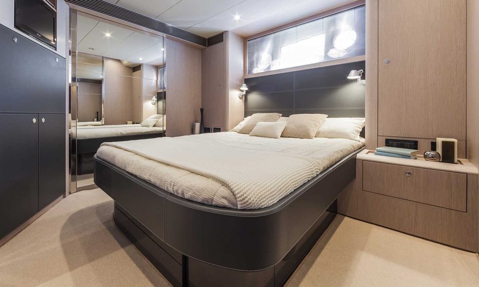 Riva 63&#039; Virtus, Accommodation