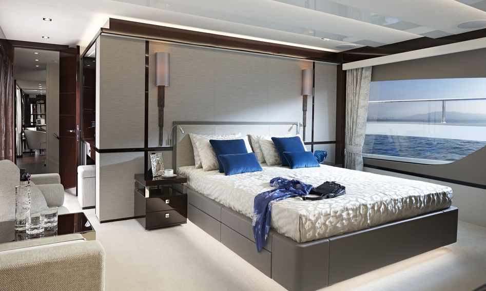 Sunseeker 95 Yacht, Accommodation