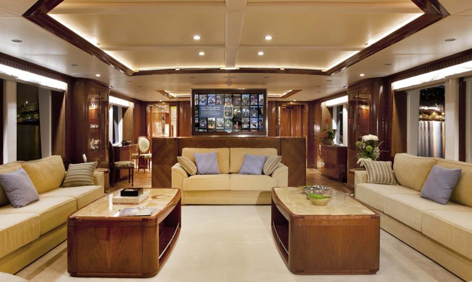 Gulf Craft Majesty 125 Mk2, Interior