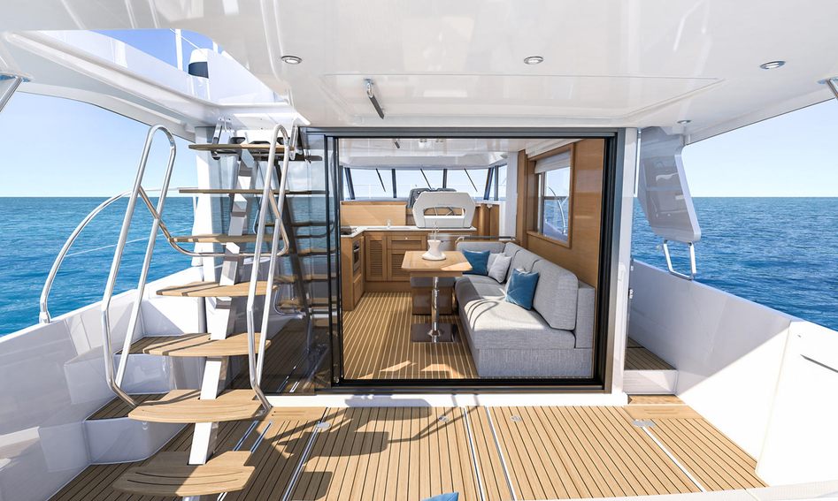 Beneteau Swift Trawler 47, Deck Area