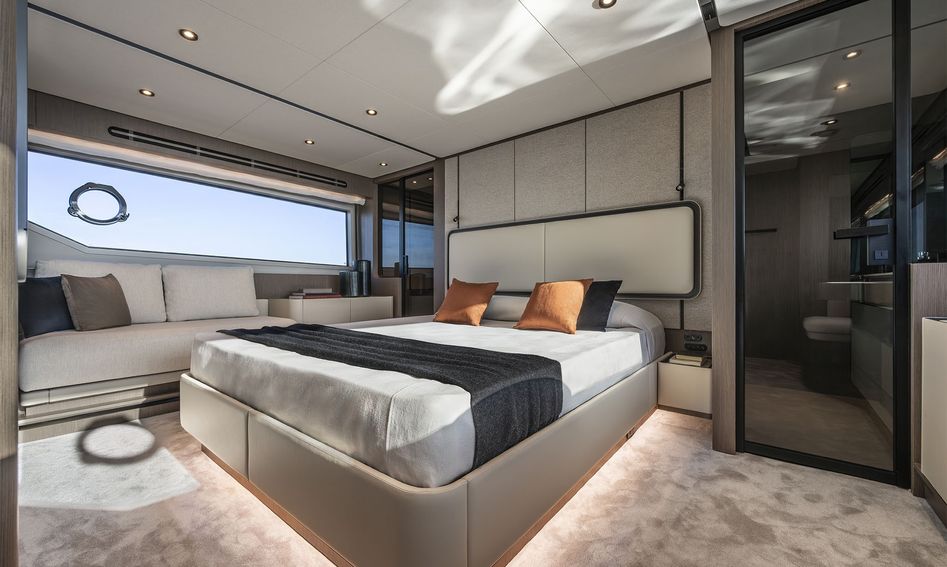 Ferretti 720 Mk3, Accommodation