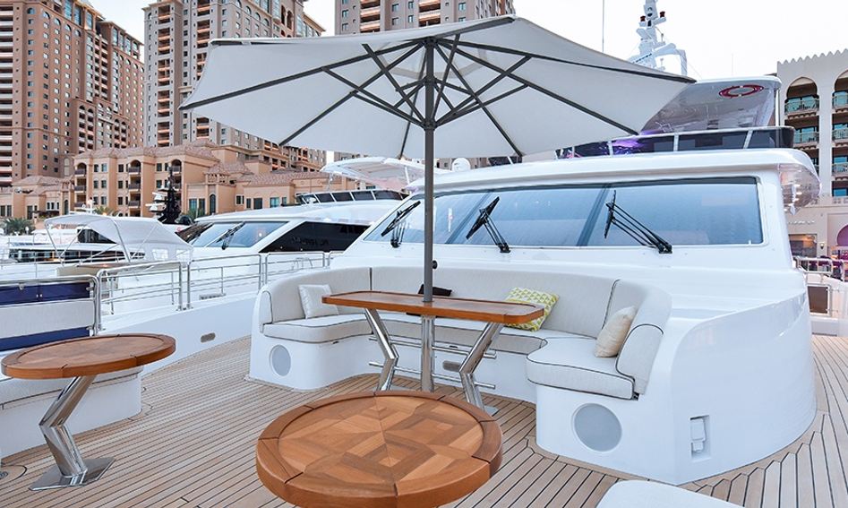 Gulf Craft Majesty 125 Mk2, Deck Area