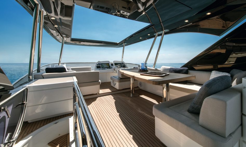 Monte Carlo Yachts MCY 66, Fly Deck/Sportdeck