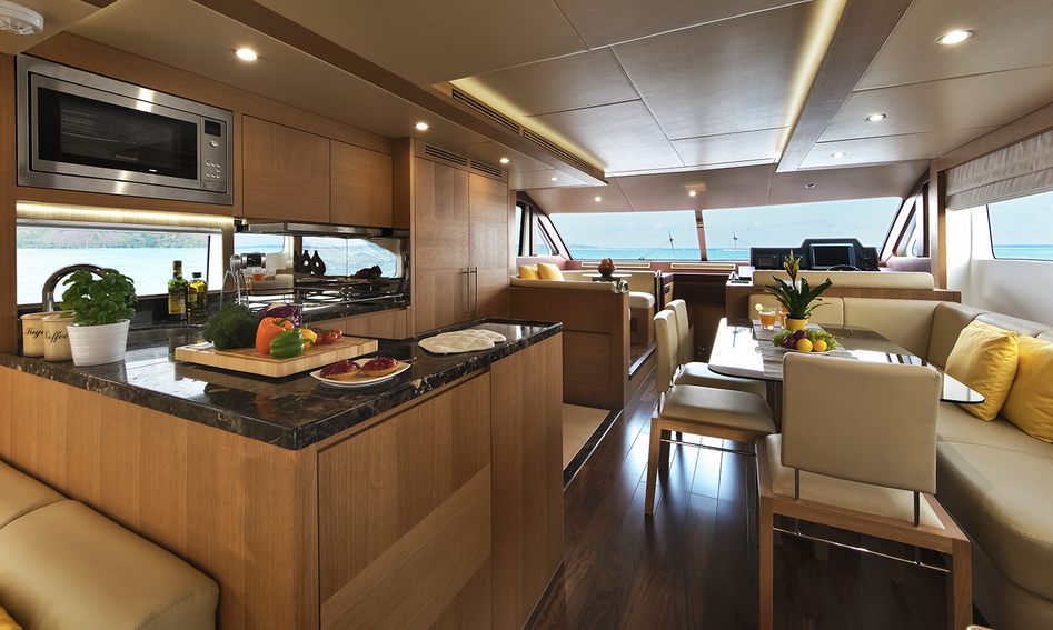 Gulf Craft Majesty 70, Interior